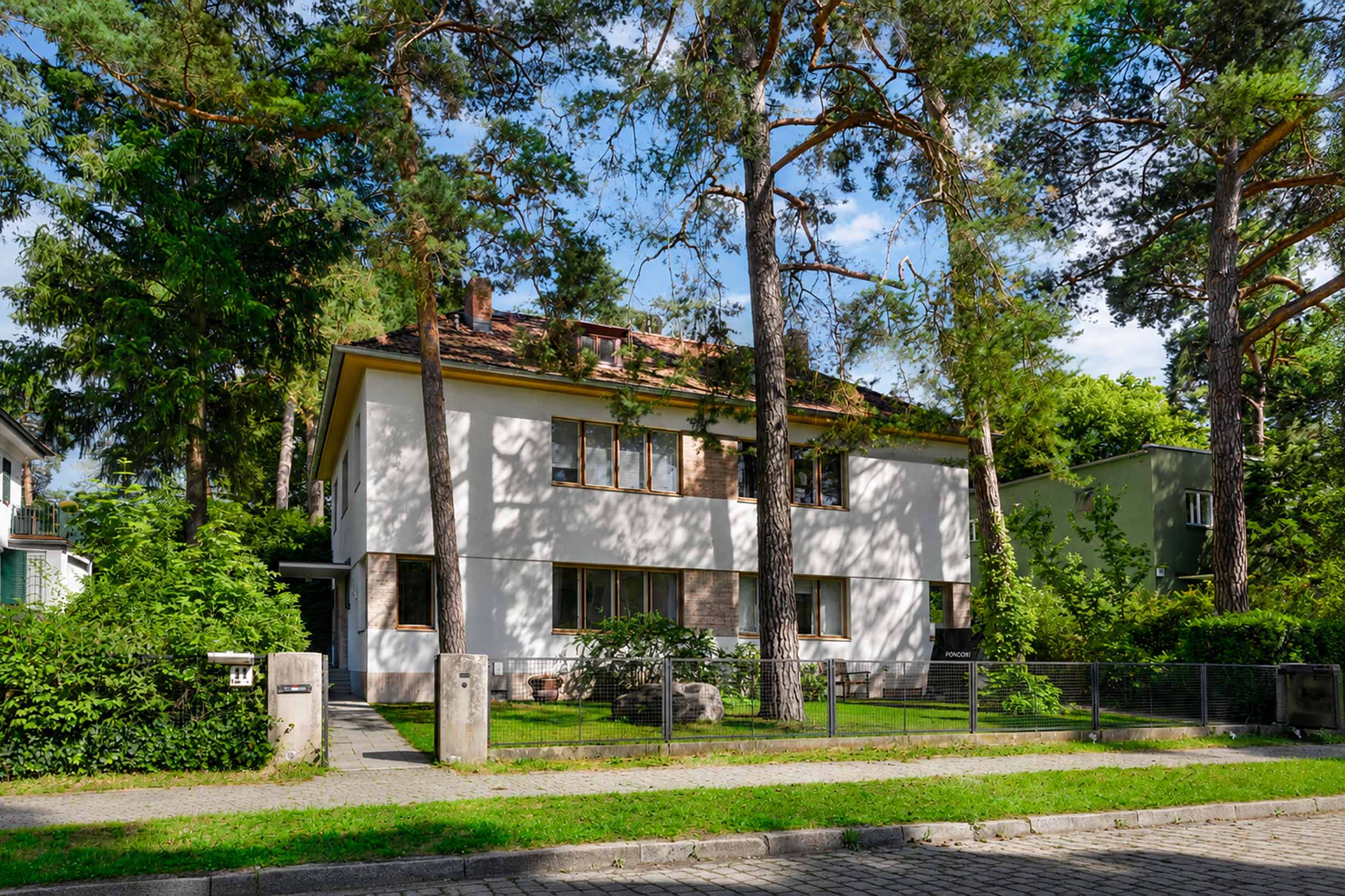 Historische Doppelhaushälfte in Berlin Schlachtensee