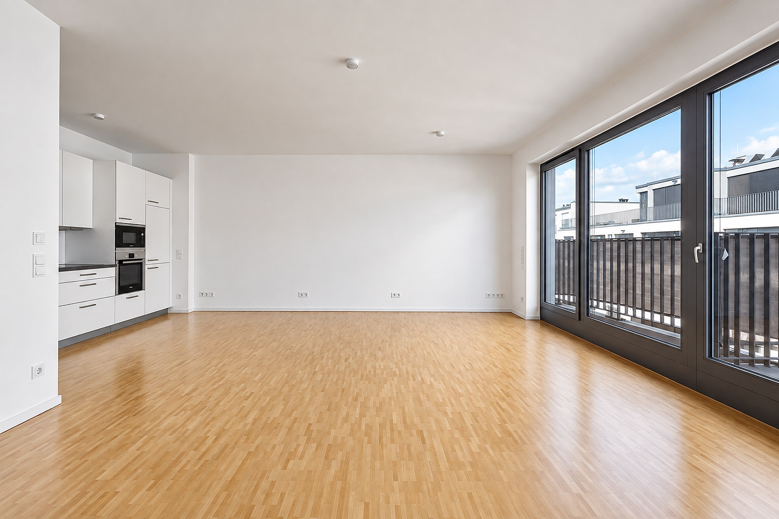 einzugsbereite frisch renovierte 3 Zimmer Neubauwohnung in Berlin Mitte in The Mile