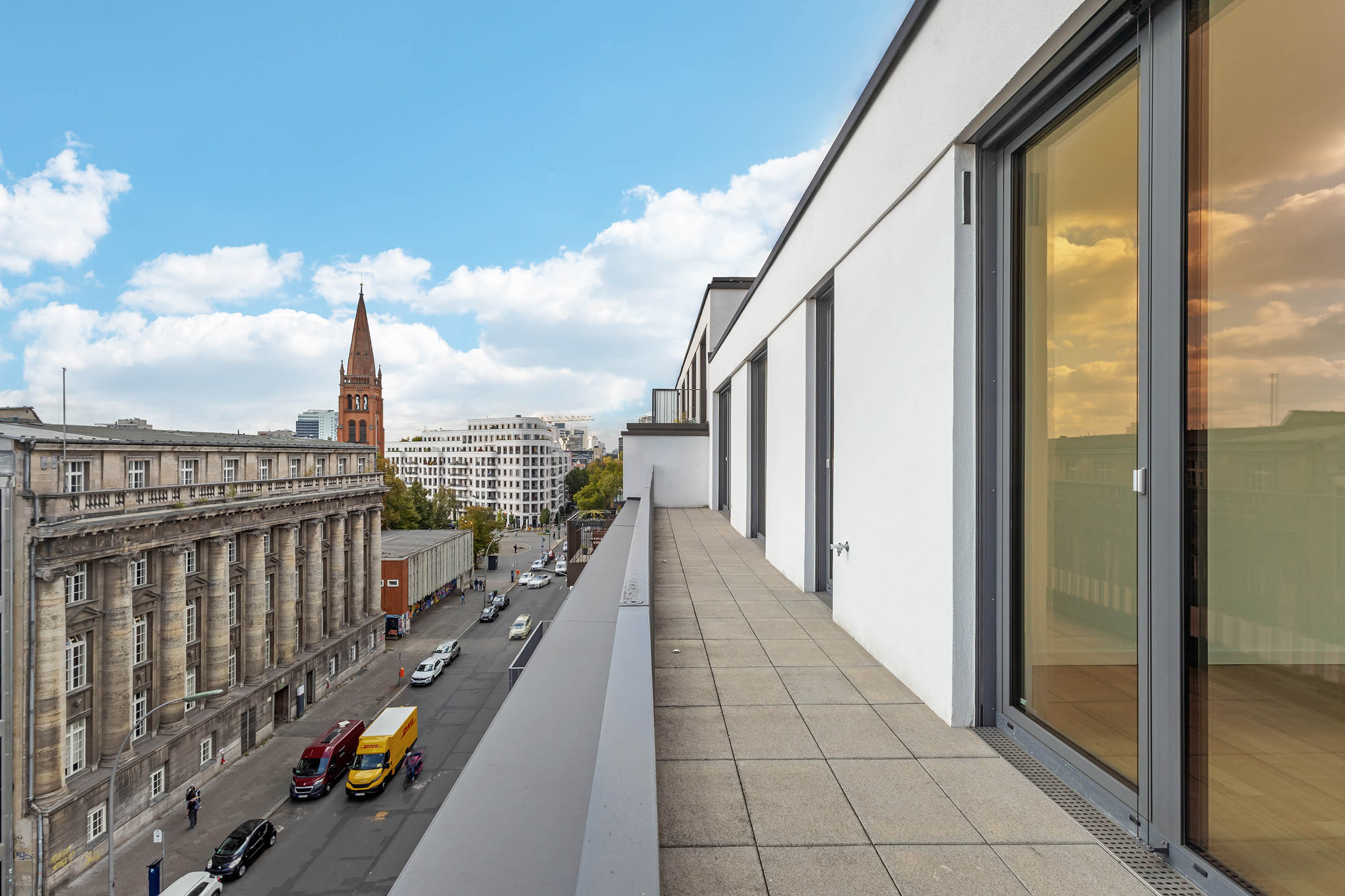 grosses 3 Zimmer Penthouse im Kurfürst mit Eibauküche nahe KaDeWe