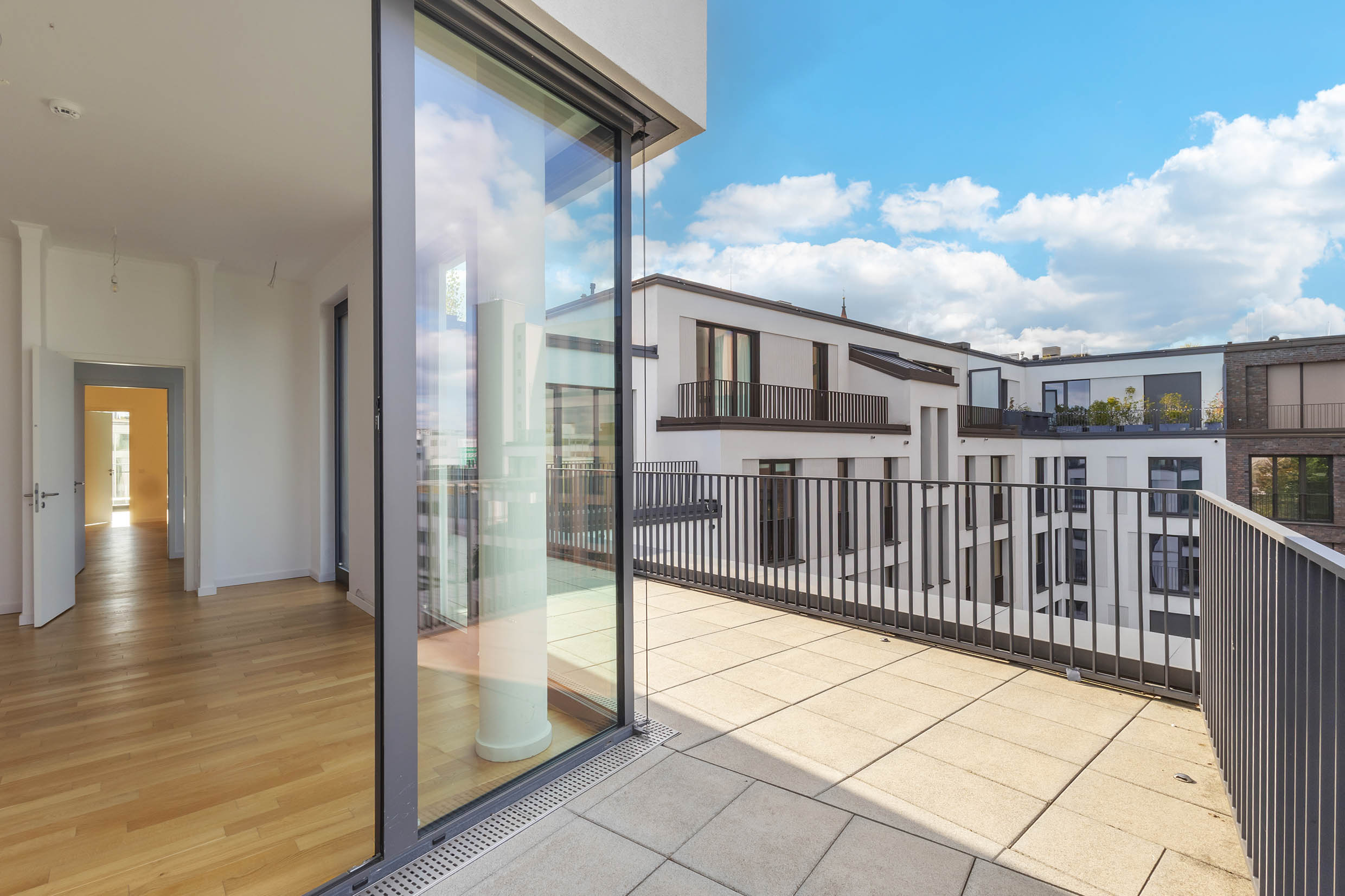 grosses 3 Zimmer Penthouse im Kurfürst mit Eibauküche nahe KaDeWe