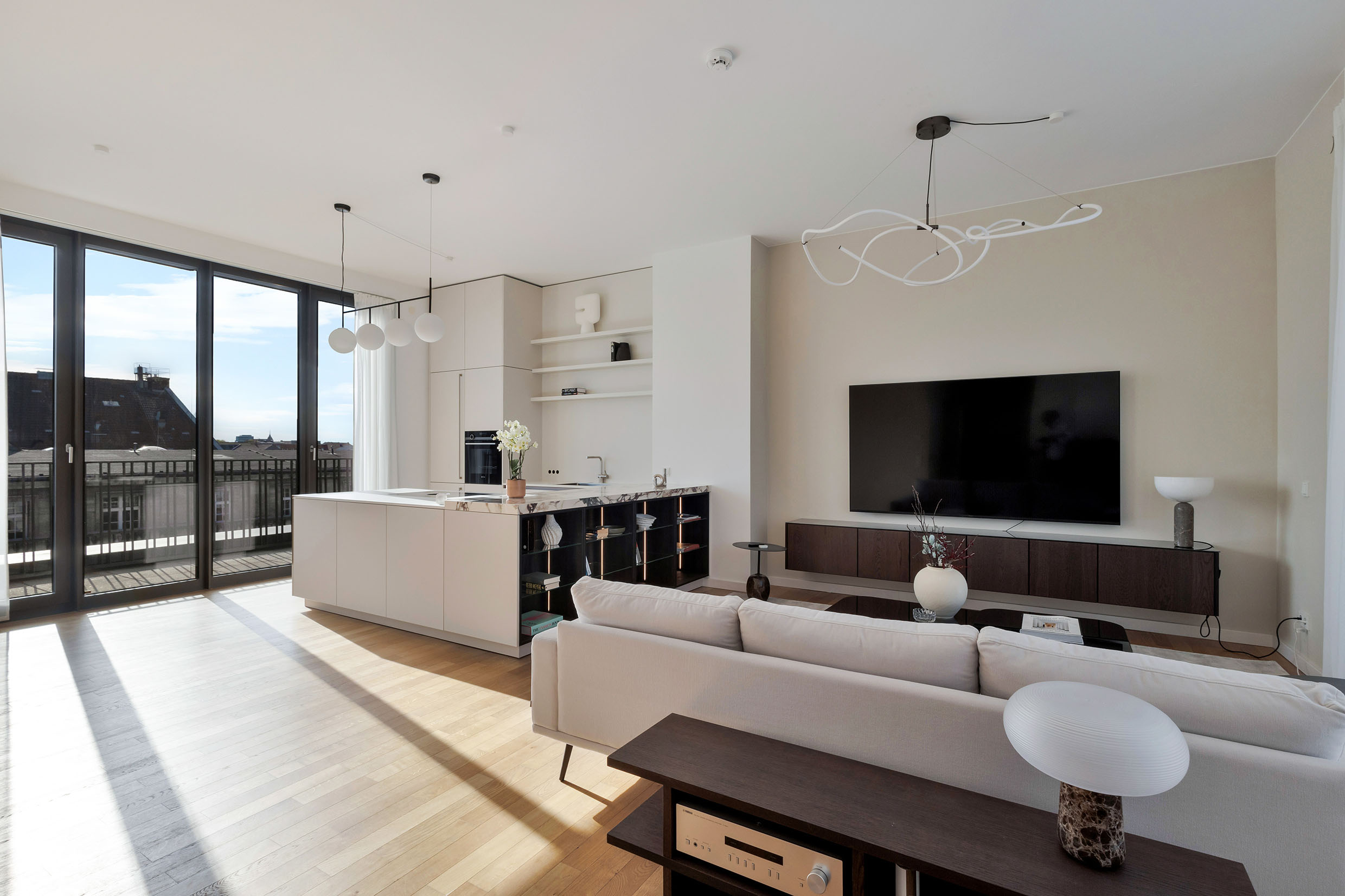 sonniges Penthouse Berlin Charlottenburg Mit Einbauküche