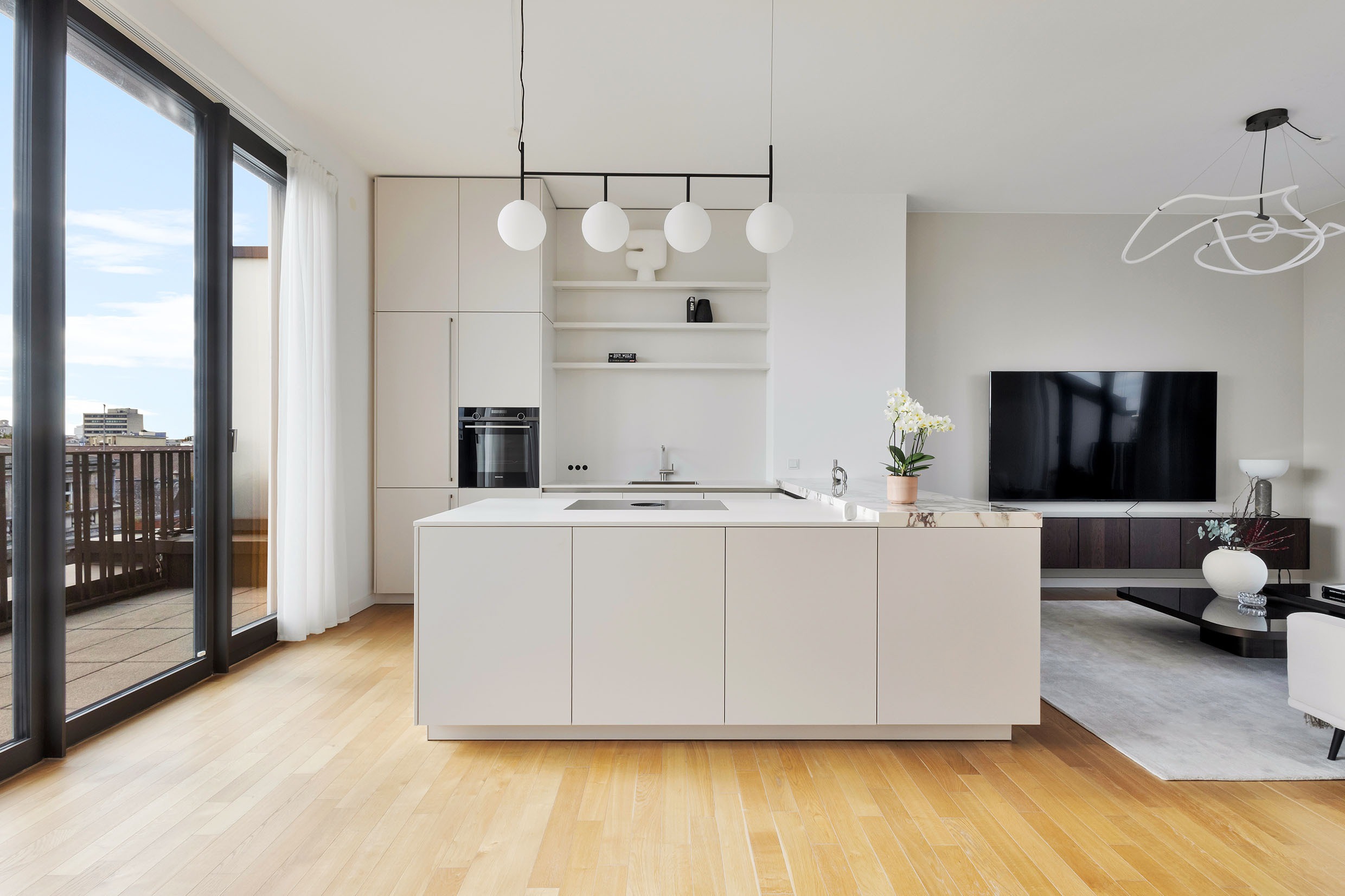 sonniges Penthouse Berlin Charlottenburg Mit Einbauküche