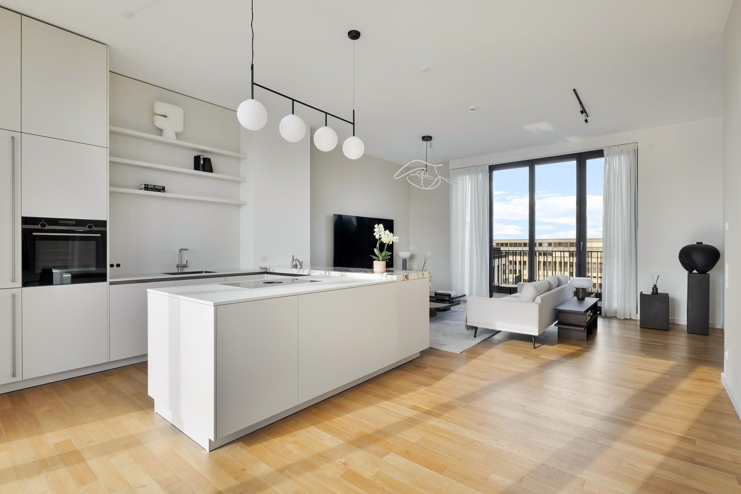 sonniges Penthouse Berlin Charlottenburg Mit Einbauküche