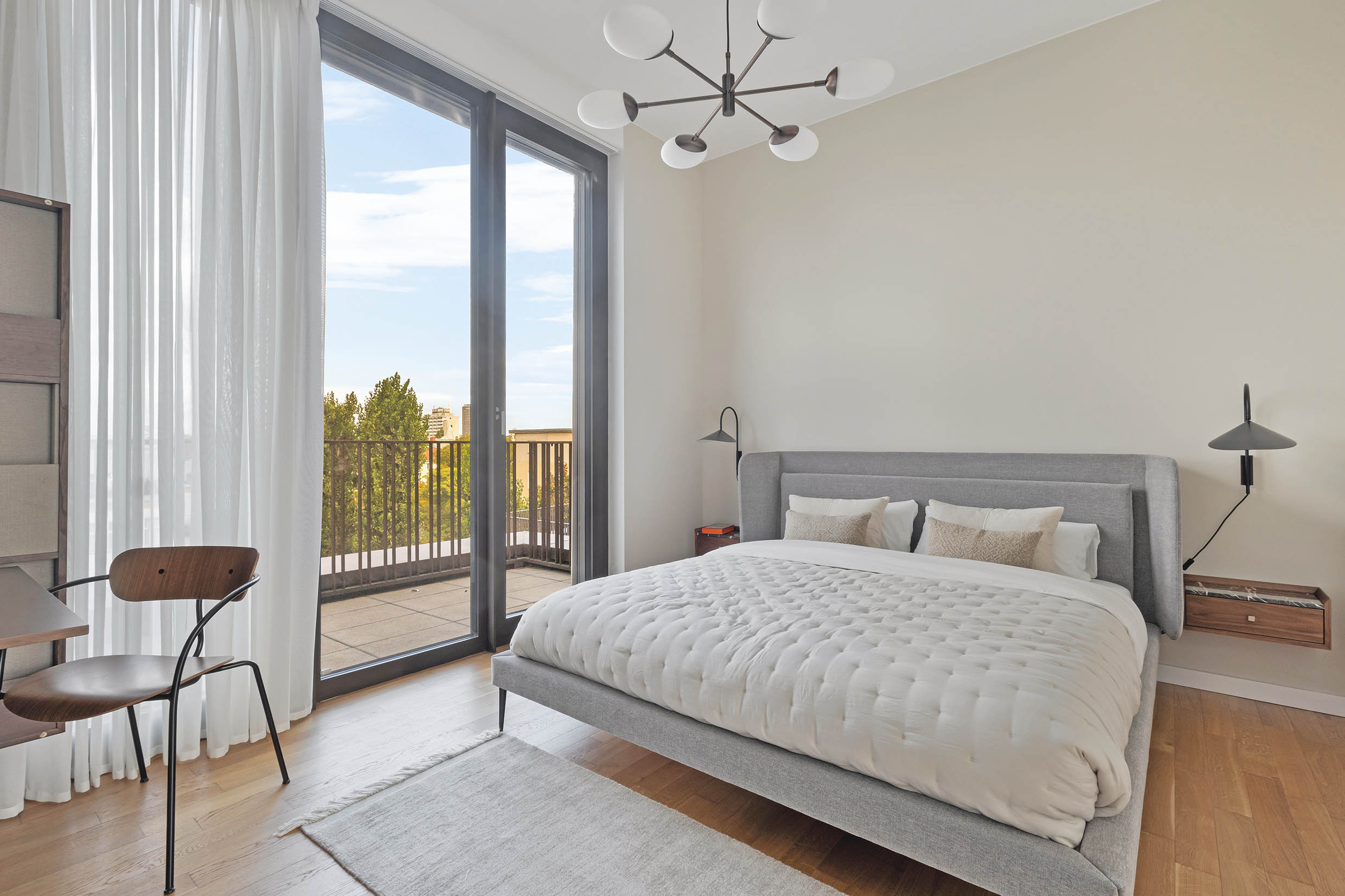 sonniges Penthouse Berlin Charlottenburg Mit Einbauküche