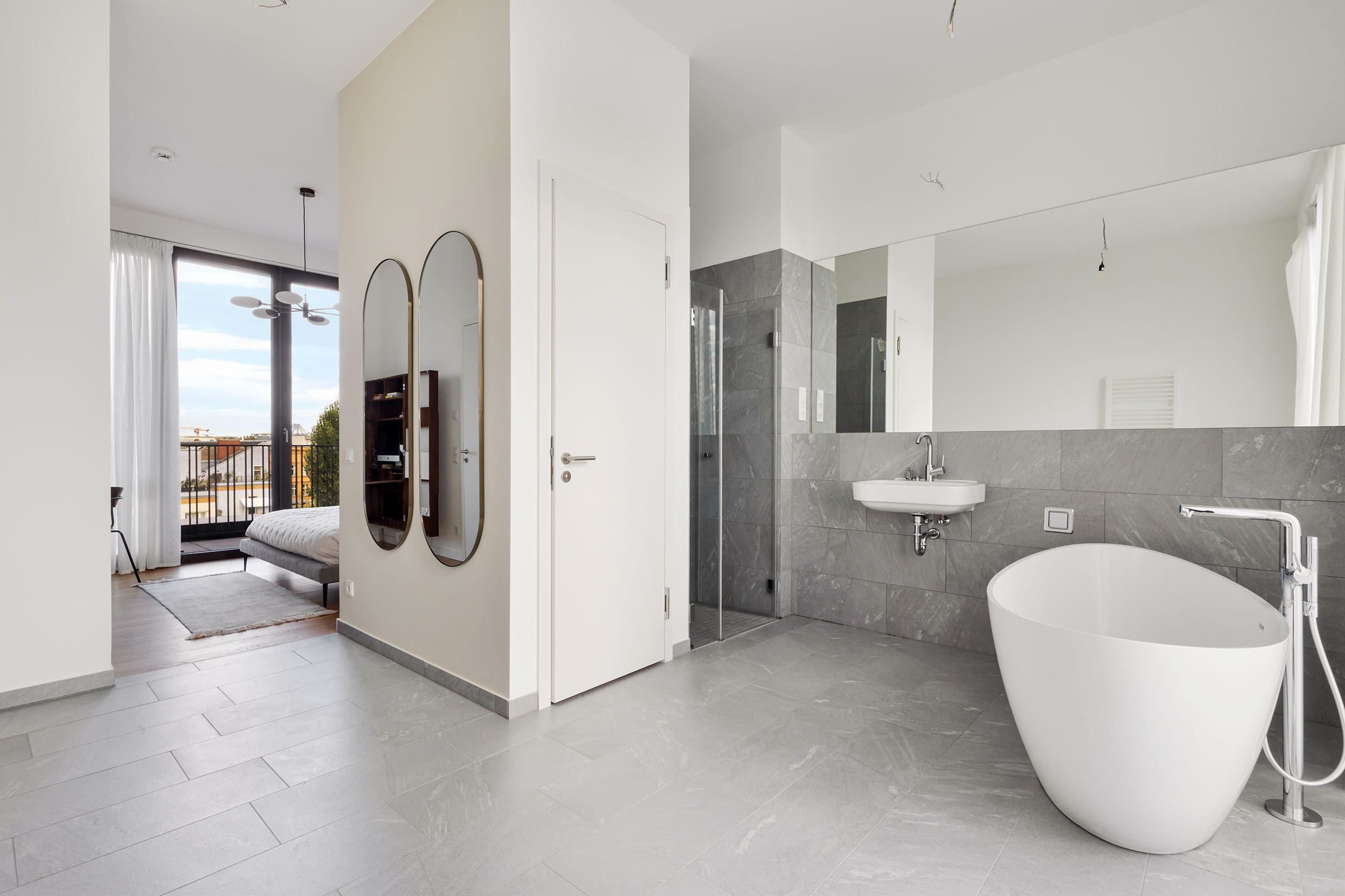 sonniges Penthouse Berlin Charlottenburg Mit Einbauküche