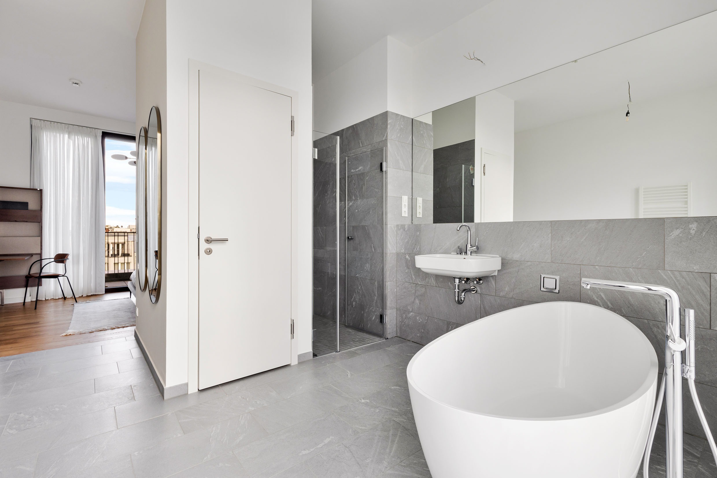 sonniges Penthouse Berlin Charlottenburg Mit Einbauküche