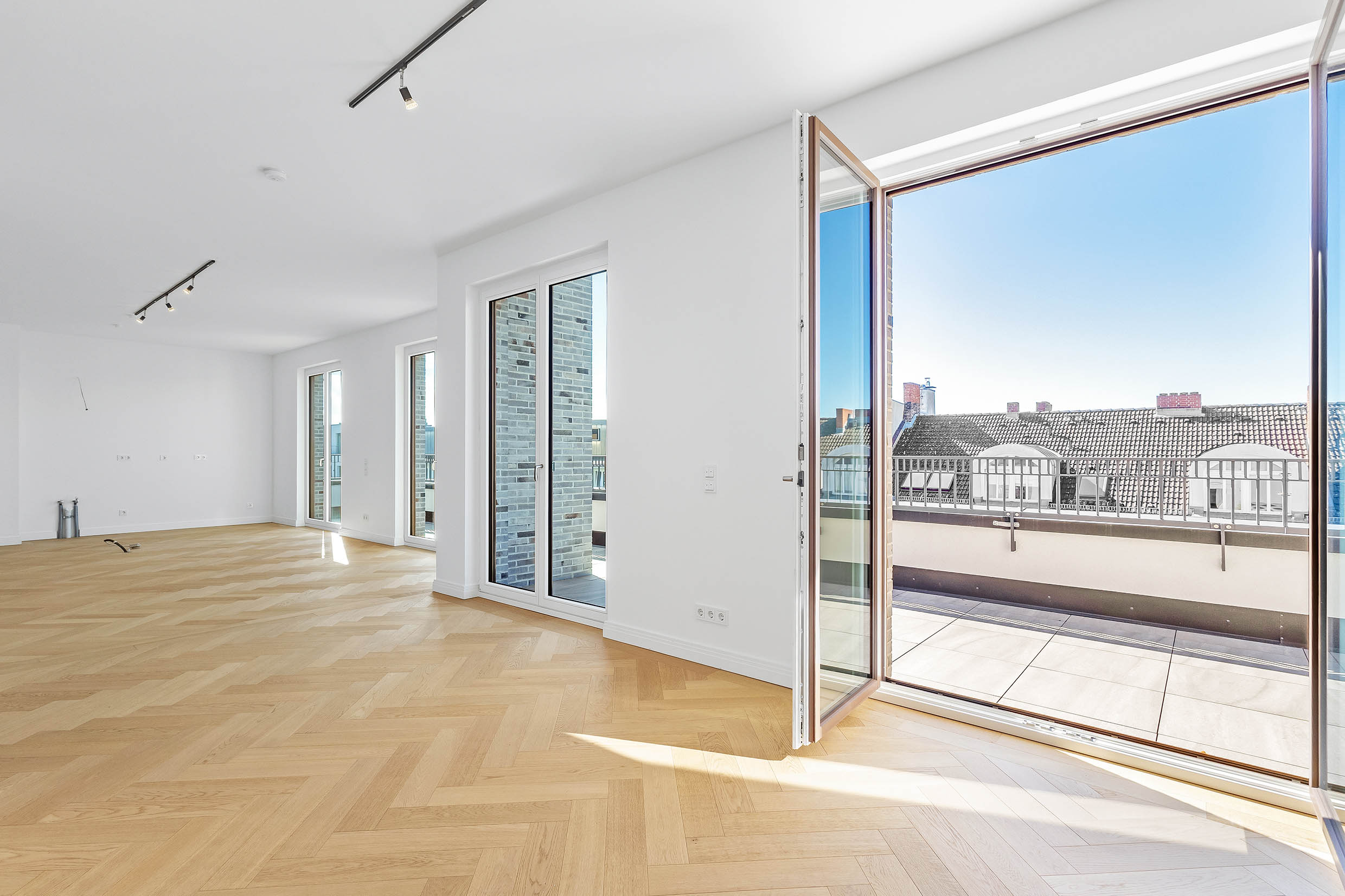 Charmantes City Penthouse in ruhiger Kudamm Seitenstrasse