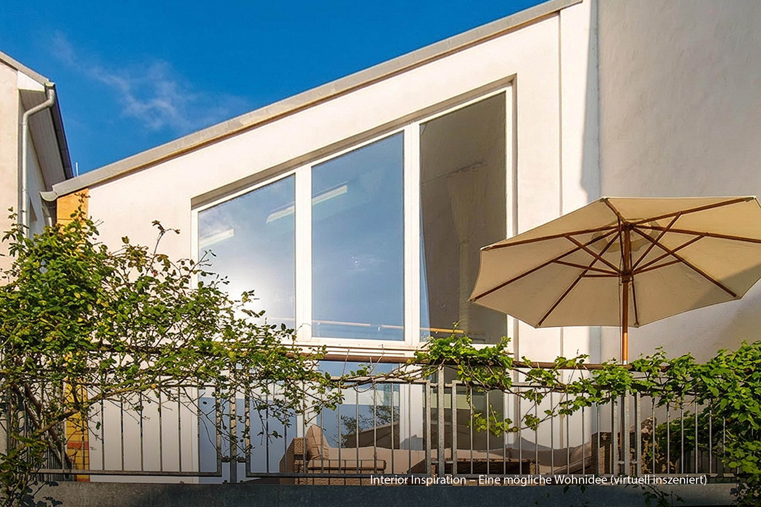 Remise townhouse style apartment in Berlin Mitte with open gallery living