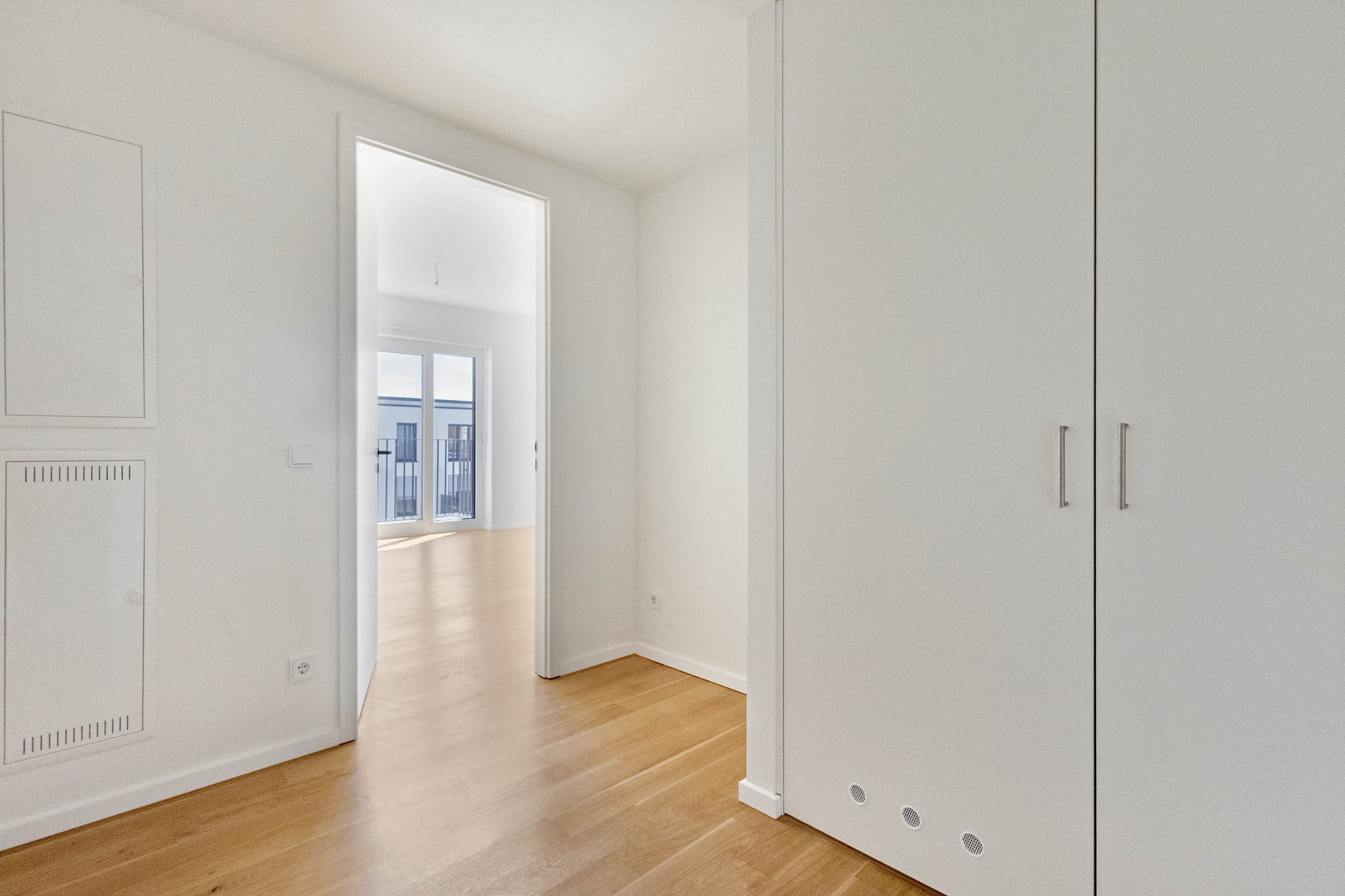 Investment oder Eigennutz, 2 Zimmer Neubauwohnung im Obergeschoss mit Einbauküche