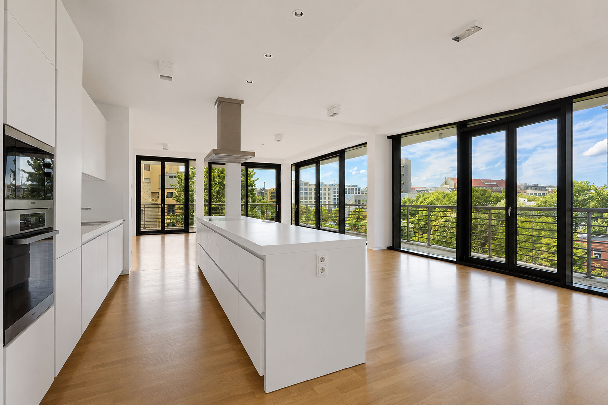 moderne 4 Zimmer Mietwohnung zwischen Mitte und Kreuzberg