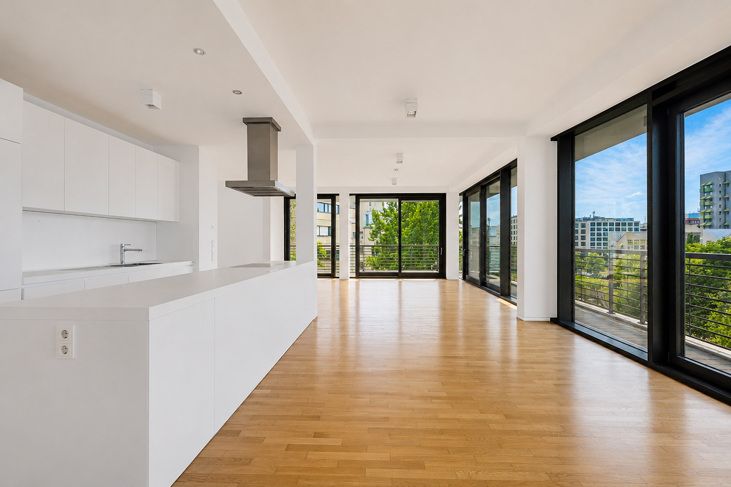 moderne 4 Zimmer Mietwohnung zwischen Mitte und Kreuzberg